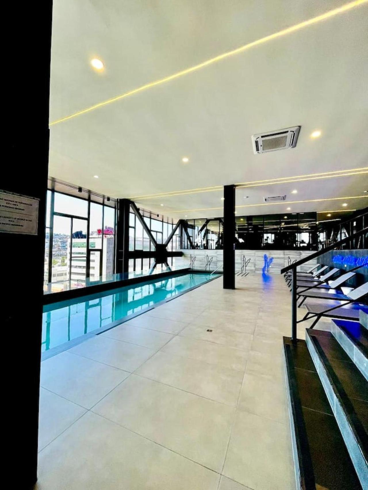 Sie7E By Cosmopolitan Tijuana Apartment ภายนอก รูปภาพ